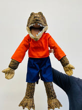 Load image into Gallery viewer, 28" Gator (Imperfect 902)