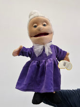 Load image into Gallery viewer, 14" Granny (Imperfect 1061)