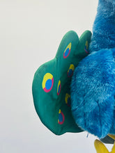 Load image into Gallery viewer, Peacock (IMPERFECT 1176)
