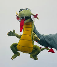 Load image into Gallery viewer, 20" Dragon (IMPERFECT 1181)
