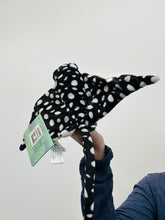 Load image into Gallery viewer, 12&quot; Sting Ray (Imperfect 935)
