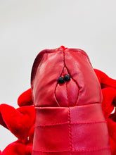 Load image into Gallery viewer, 12&quot; Lobster (Imperfect 940)
