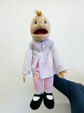 Load image into Gallery viewer, 25&quot; Baby Girl (Imperfect 949)
