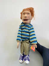 Load image into Gallery viewer, 28&quot; Lady curly red hair (Imperfect 950)
