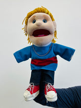 Load image into Gallery viewer, 14&quot; Girl with earrings (Imperfect 968)
