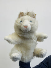 Load image into Gallery viewer, 12&quot; White Cat (Imperfect 982)
