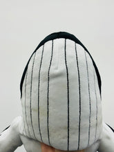 Load image into Gallery viewer, 24&quot; Humpback Whtle (Imperfect 1033)
